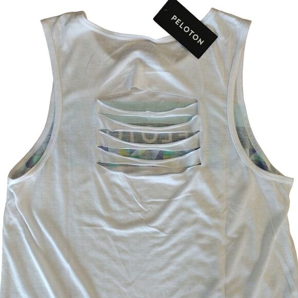 PELOTON White Teal Spring Geo Slash Back Active Tank Medium NWT - Picture 11 of 14